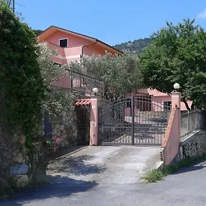 In Magnifica Zona Residenziale , Marina dʼAndora Italia